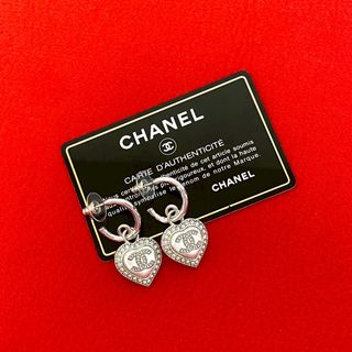CHANEL（ハート ・ ピアス）のフリマアイテム一覧