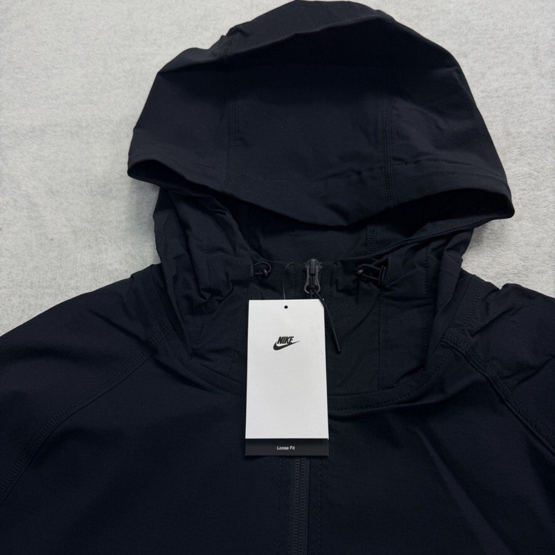 NIKE - XLサイズ 新品 NIKE テック ウィンドランナー セットアップの