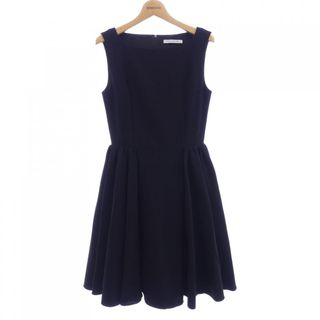 FOXEY（ひざ丈ワンピース）のフリマアイテム一覧