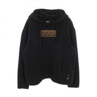 FENDI（パーカー）のフリマアイテム一覧