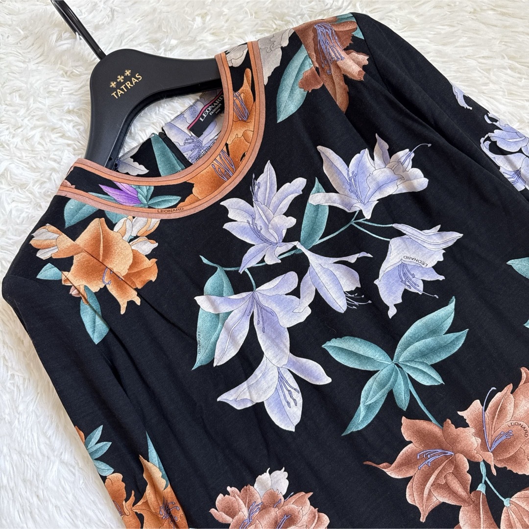 レオナール✨カットソー トップス 手洗い可能 トリム ストレッチ 花 黒