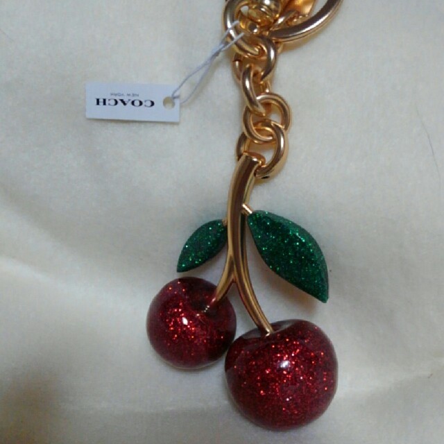 COACH - COACHコーチ🍒さくらんぼキーホルダー新品未使用💓の通販 by