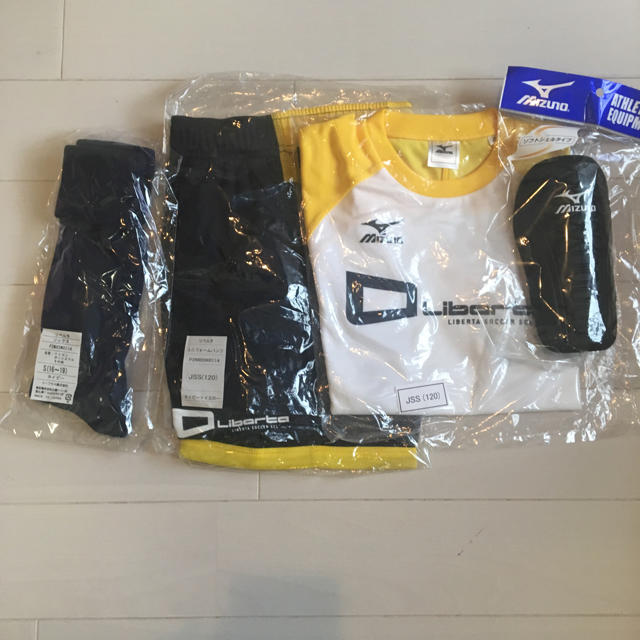 LIBERTA - リベルタ サッカースクールユニフォーム 新品未使用の通販