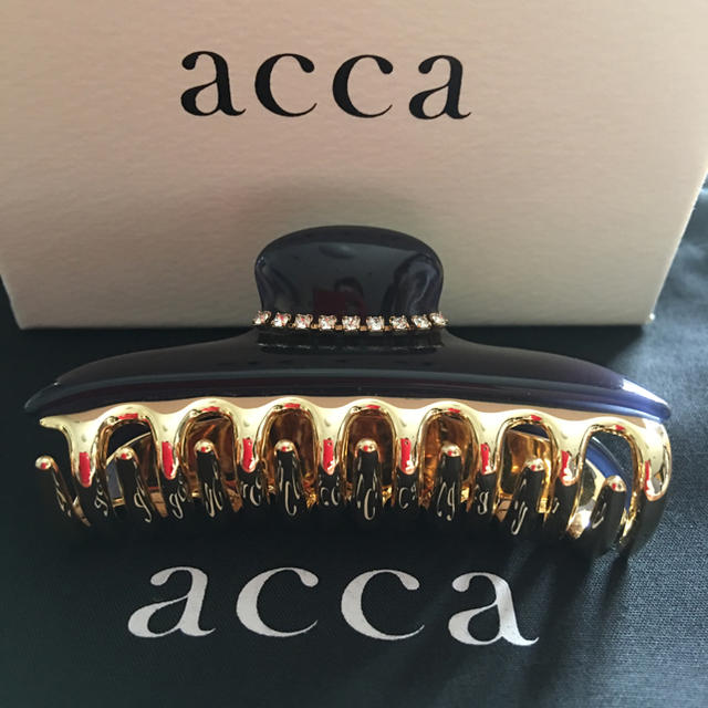 acca - 安室奈美恵さん acca ヘアクリップ ネイビー 中の通販 by 海月