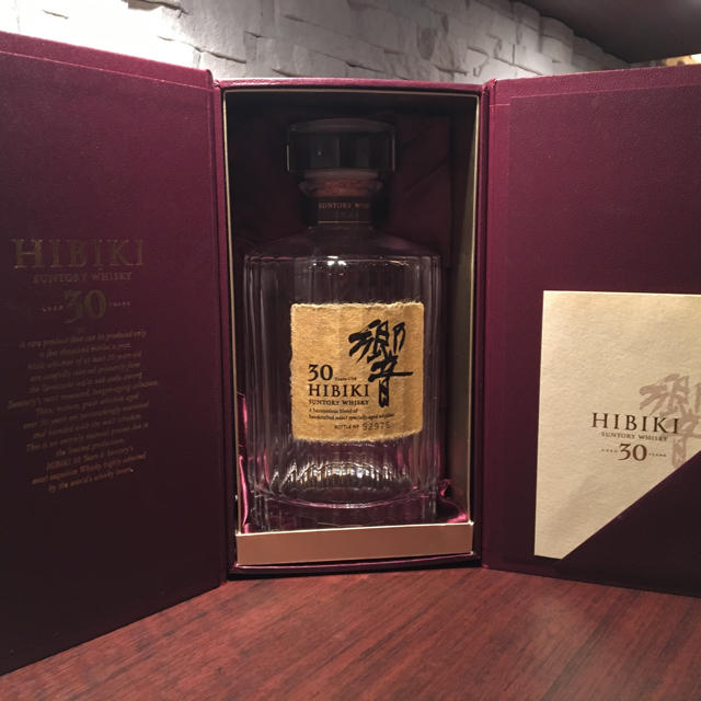 空瓶Hibiki 30年 ウイスキー 専用ボックス付き 響 HIBIKI 30年 Hibiki