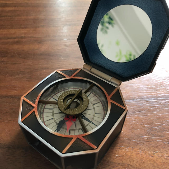 Disney - パイレーツ・オブ・カリビアン コンパス風時計の通販 by めぐ