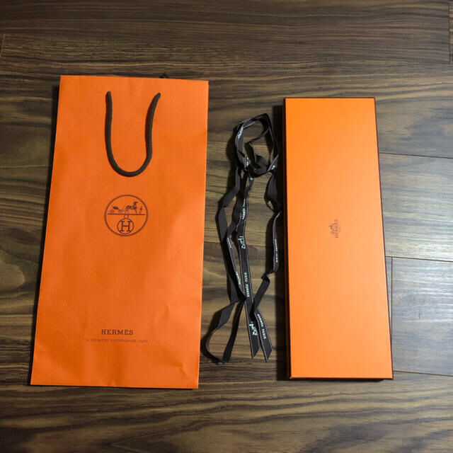 HERMES - 【美品】HERMES エルメス ネクタイ 箱 リボン 紙袋