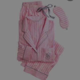 Victoria's Secret（ストライプ ・ パジャマ）のフリマアイテム一覧