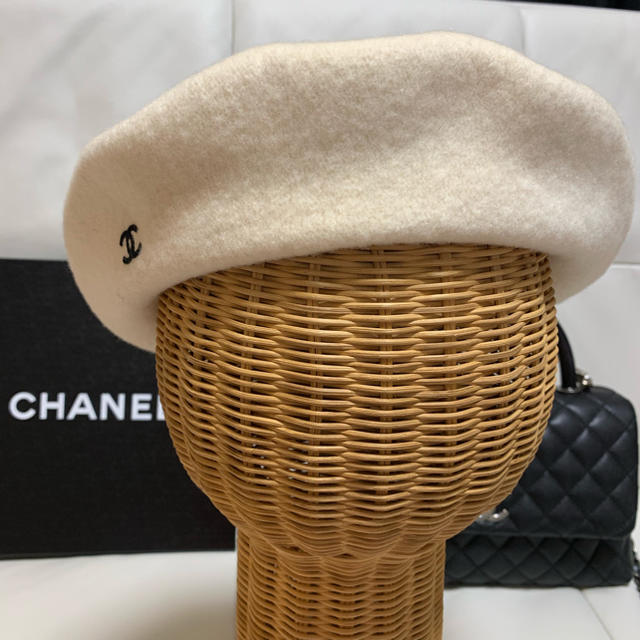 CHANEL - ほぼ新品！可愛い♡ CHANEL ベレー帽 アイボリー ココマーク