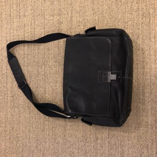 TOD'S（ショルダーバッグ）のフリマアイテム一覧