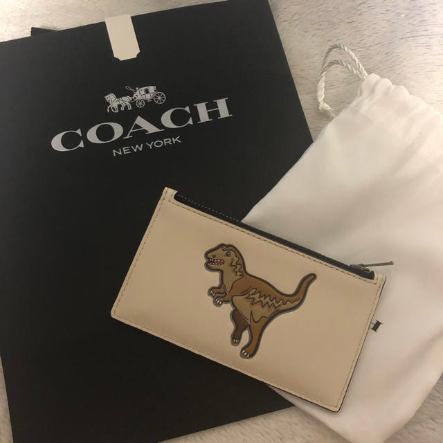 COACH - コーチ 💕恐竜🌿カードケース パスケースの通販 by from Paris