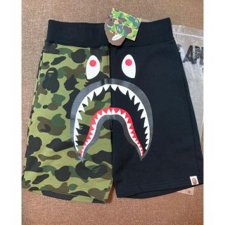 A BATHING APE（ショートパンツ ・ ホワイト/白色系）のフリマアイテム一覧