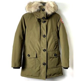 CANADA GOOSE（ダウンジャケット ・ グリーン・カーキ/緑色系）の