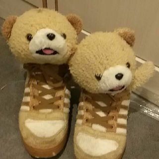 adidas - adidas Jeremy Scott アディダス ジェレミースコット くまの