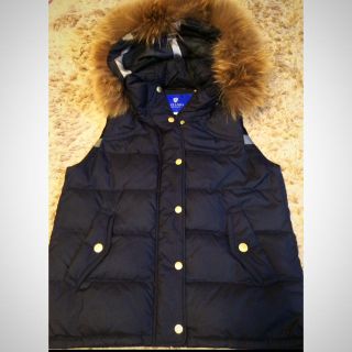 BURBERRY BLUE LABEL（ダウンベスト）のフリマアイテム一覧