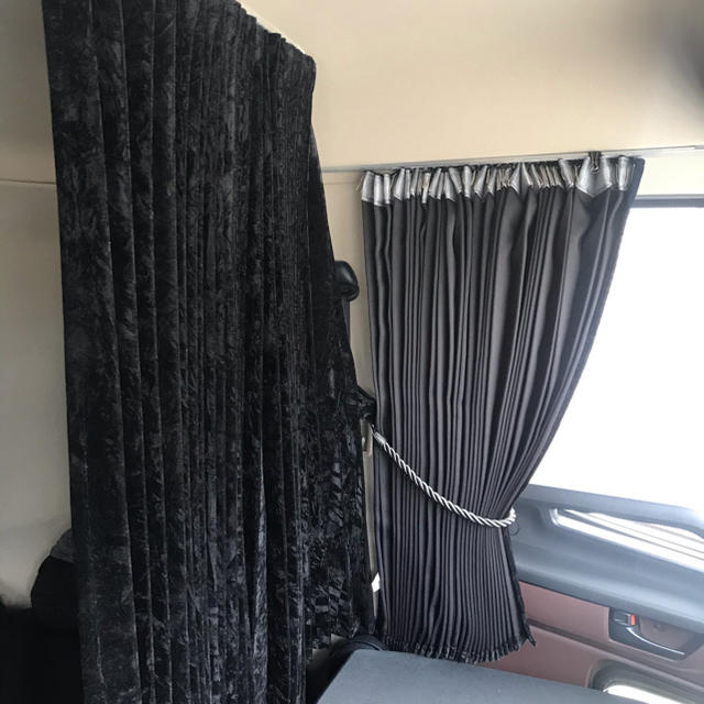 トラック 仮眠カーテン チンチラ ブラック レトロ金華山の通販 by