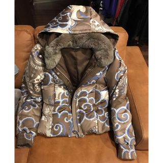 EMILIO PUCCI（ダウンコート）のフリマアイテム一覧