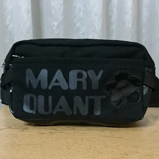 極美品 MARY QUANT マリクワ ボディバッグ 撥水 高級 コーデュラ生地