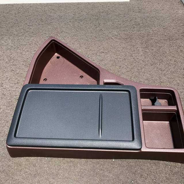 日野プロフィア 純正コンソールBOXの通販 by ひでっち's shop｜ラクマ