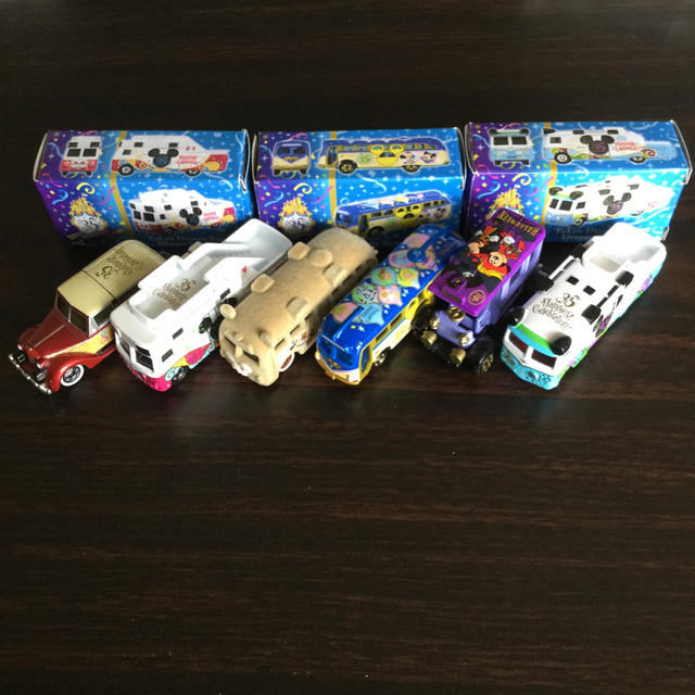 Disney - ディズニーランド35周年トミカ6台セットの通販 by at's shop