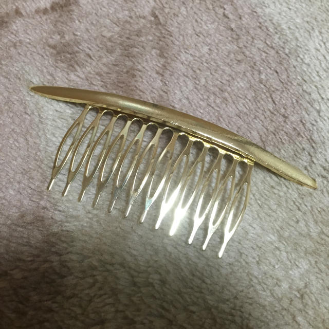 プリュイ風】ゴールドクレセントコームの通販 by かぽぽん's shop｜ラクマ