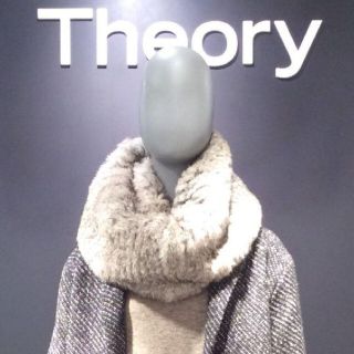 Theory（スヌード）のフリマアイテム一覧
