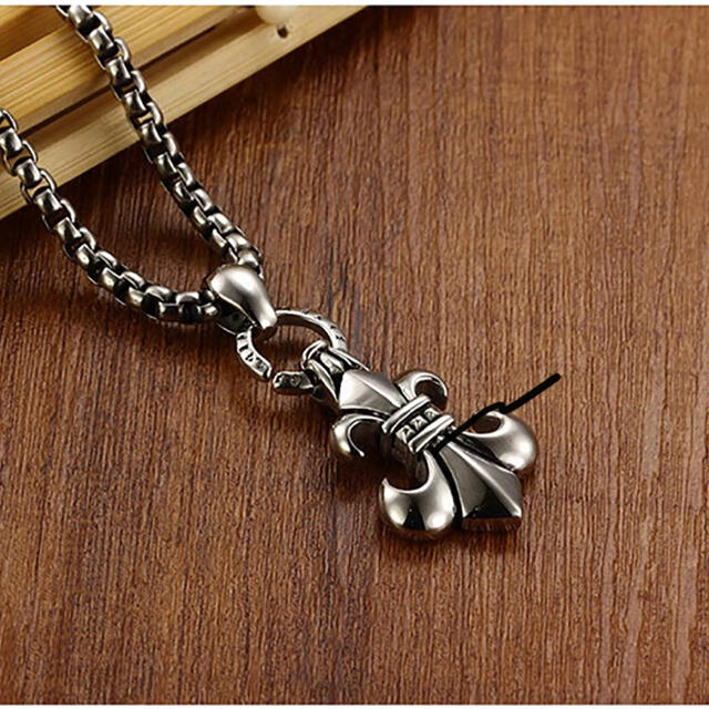 Chrome Hearts - フレアネックレス ユリ百合の紋章 メンズネックレス