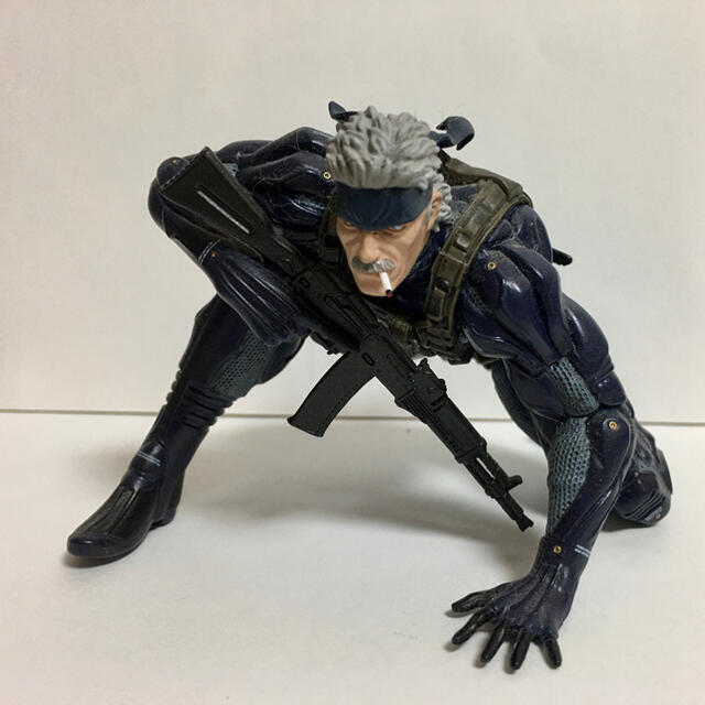 KONAMI - メタルギアソリッド4 オールド・スネーク フィギュアの通販