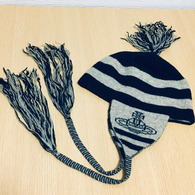 Vivienne Westwood - 【ほぼ新品】Vivienne Westwood 耳あて付きニット