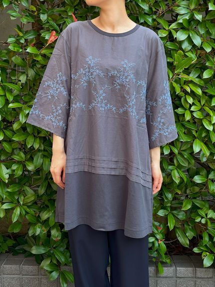 コットンローンコード刺繍+ビーズ+天竺チュニックカットソー