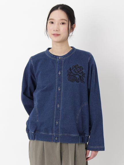 コットンストレッチインレイデニム フラワーボーラー刺繍ノーカラー