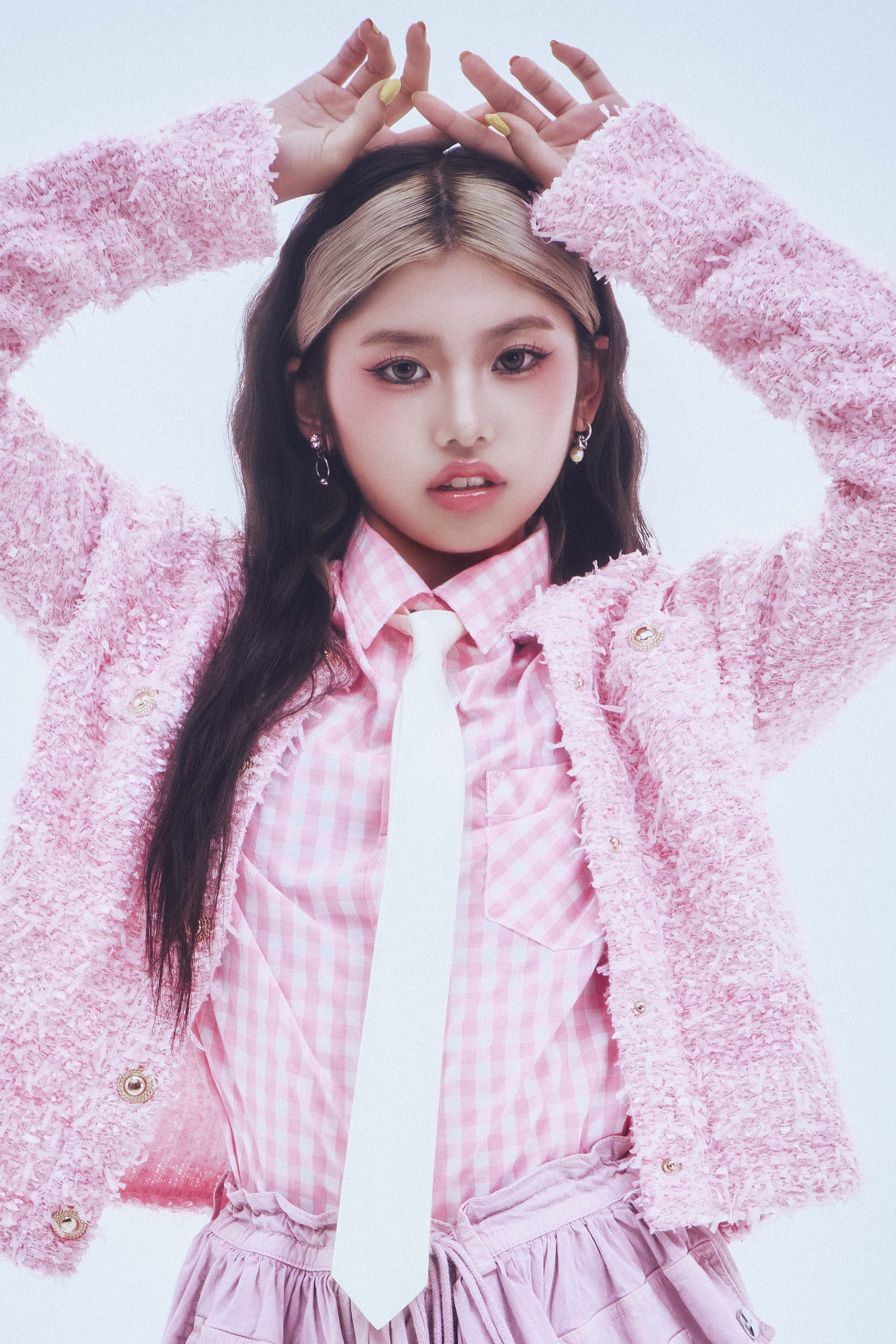 RiANA - PROFILE | PG Official Web Site