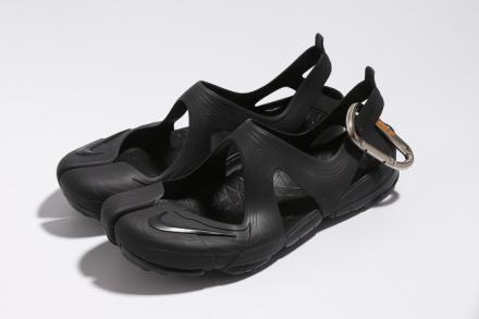 国内5月14日発売予定】 ナイキラボ フリー リフト サンダル