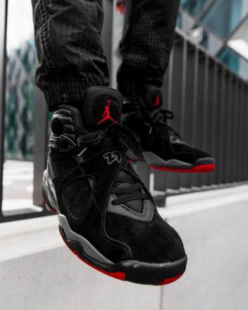 国内9月16日発売予定】 ナイキ エアジョーダン8 レトロ ブラック/ジム