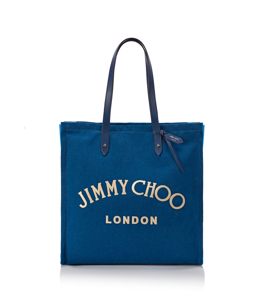 ジミー チュウ」が、藍染めの「BUAISOU」とコラボ！日本限定