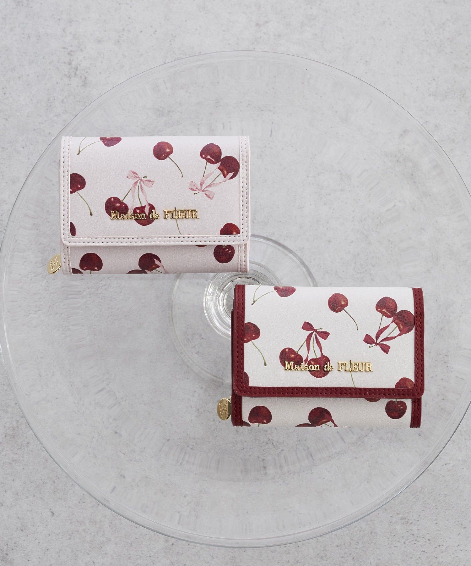 チェリー柄ウォレット/Maison de FLEUR（メゾン ド フルール）の財布