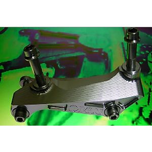 DトラッカーXに適合する｜キャリパーサポート・ブラケットの商品一覧