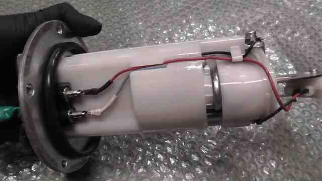 ウェビックガレージセール | Z900RS ZR900C-028xxx の 燃料ポンプ