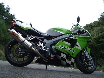 グリーンチキンさんの愛車KAWASAKI ZX-7R 2003年式 Myバイク