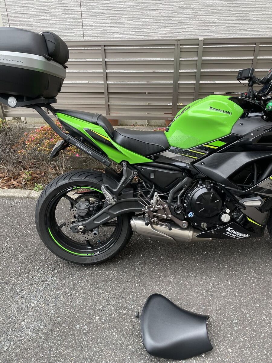 KAWASAKI ニンジャ 650「＊＊＊ カワサキ純正ハイシートに交換しての