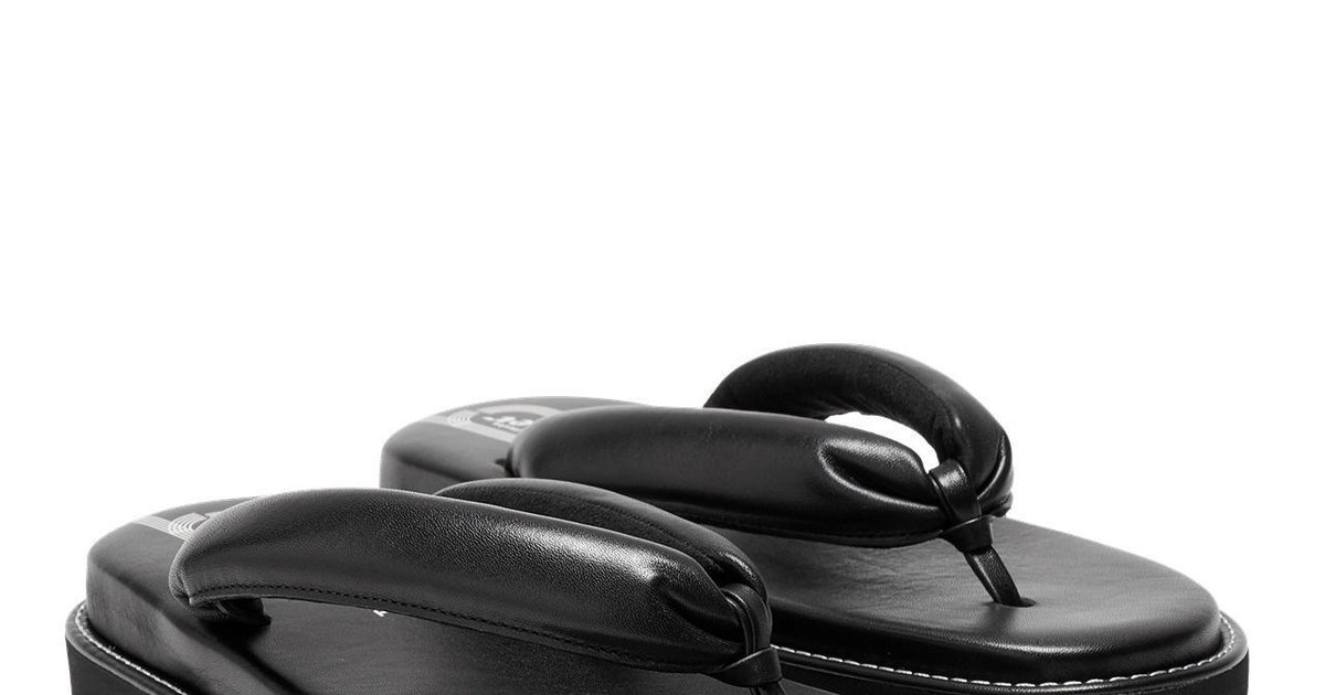 大人のオニツカタイガー】粋で快適。雪駄をモチーフにした「オニツカ