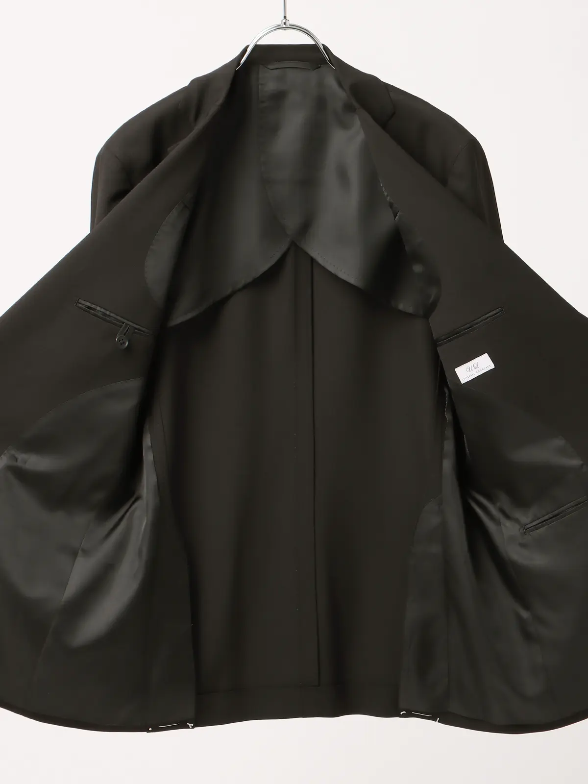 スーツ／スリーピース／フォーマル兼用／2つボタン／無地／CH22