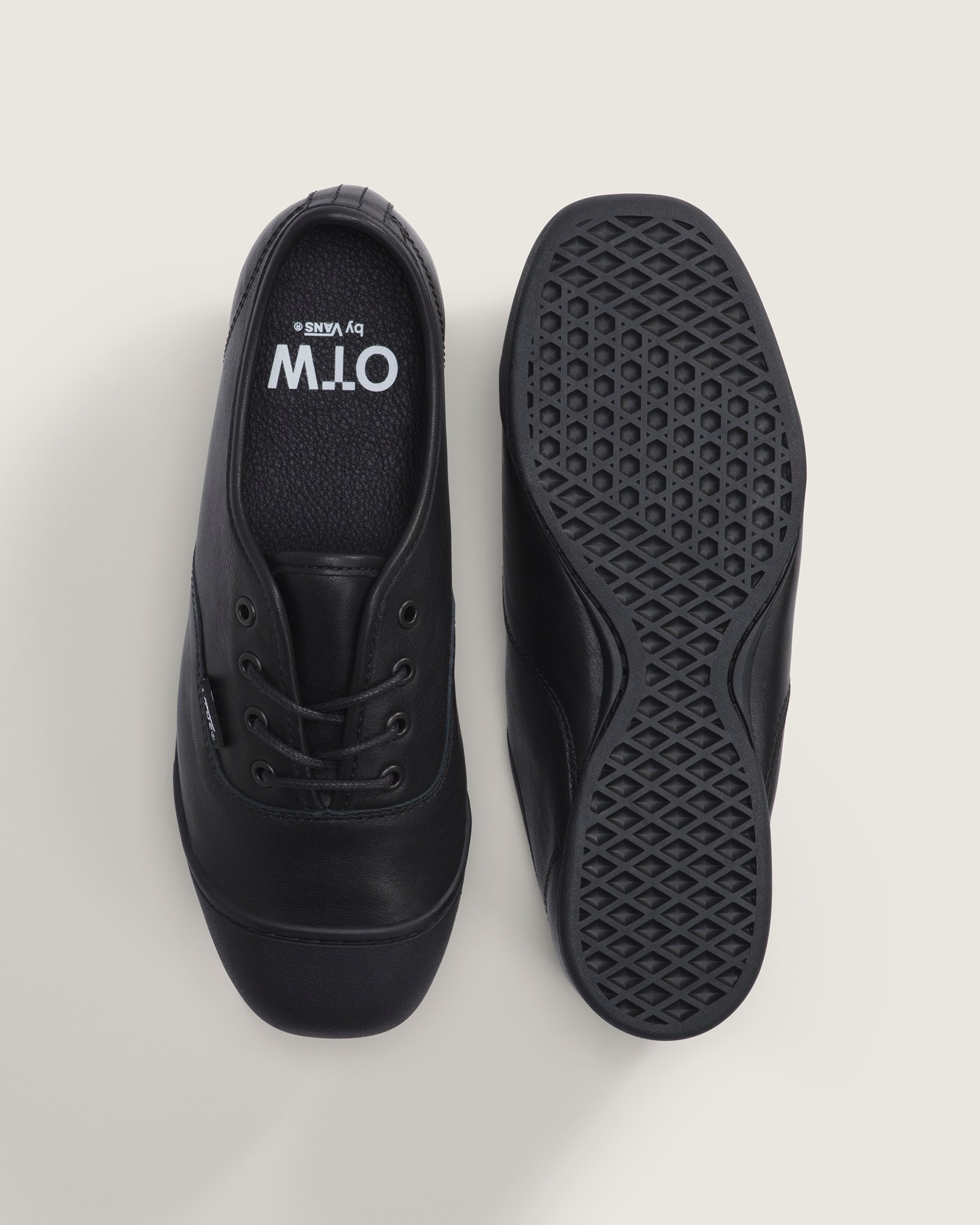 OTW オーセンティック プリマ| VANS（ヴァンズ）公式ストア