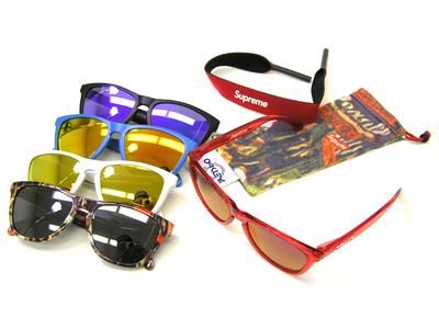 Supreme x Oakley | Frogskins - UG.SHAFT