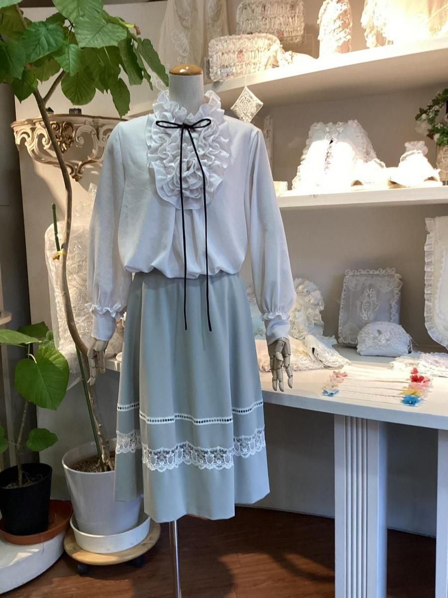 さえら・ヒスクローネ - さえら＆ベルパーチショップ Humpty Dumpty