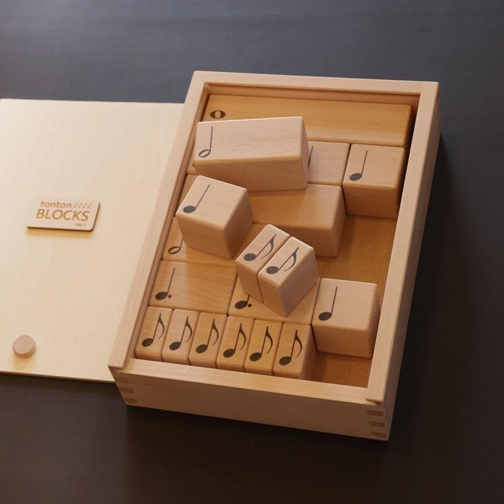 感覚的に理解できる！音楽教室の先生と作り上げた、日本製の音符積み木