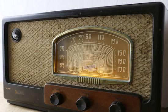 昭和レトロ“真空管ラジオ”/Bluetoothスピーカー/cabinet sugiura/w43cm