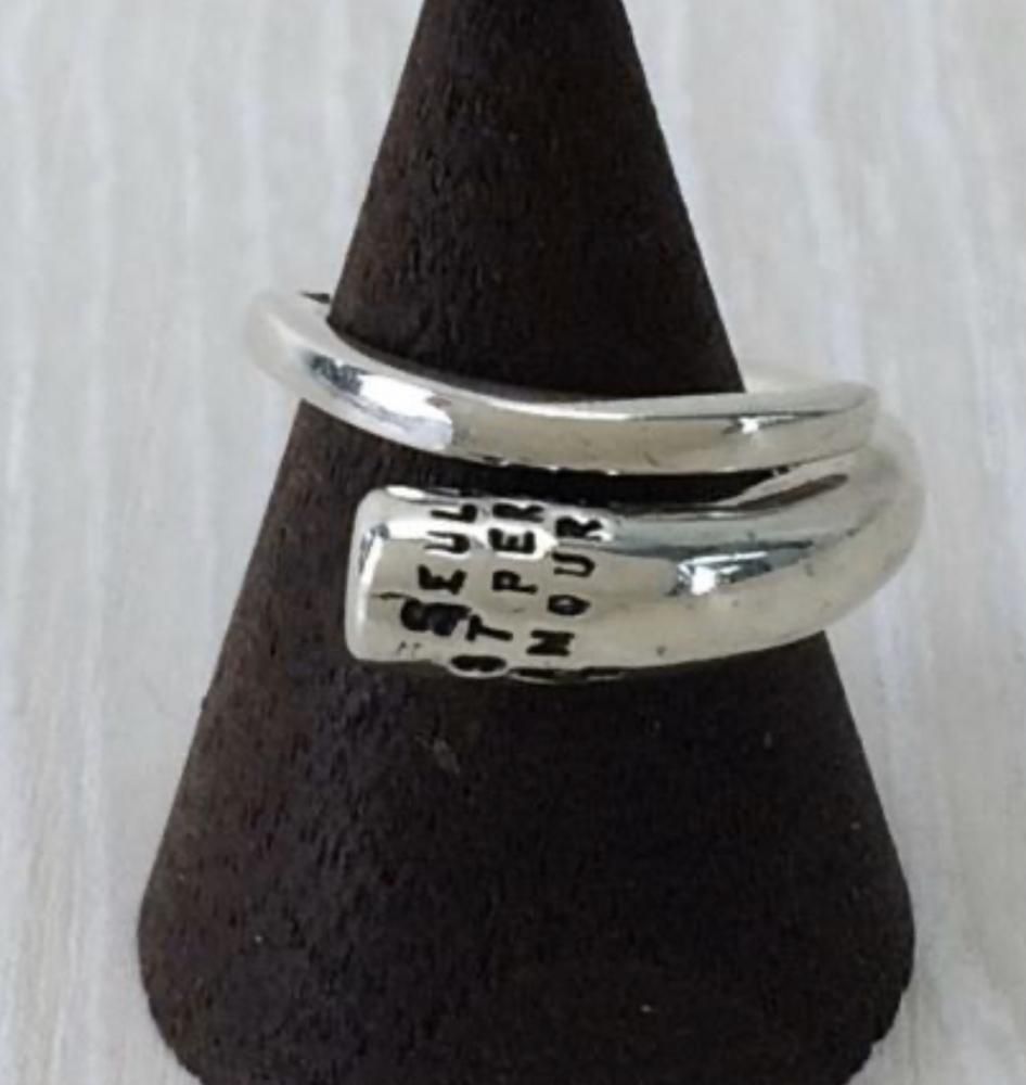 SERGE THORAVAL/セルジュトラバル】 愛のない詩 リング ー