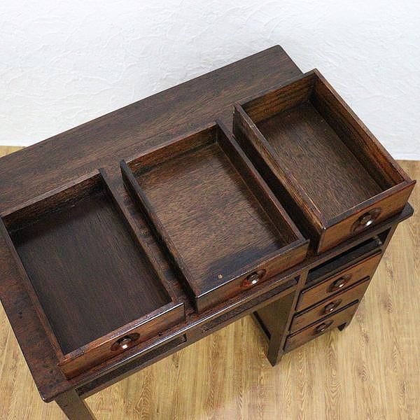 昭和初期のアンティークデスク｜天然木・引き出し6杯付き 落ち着いた色味