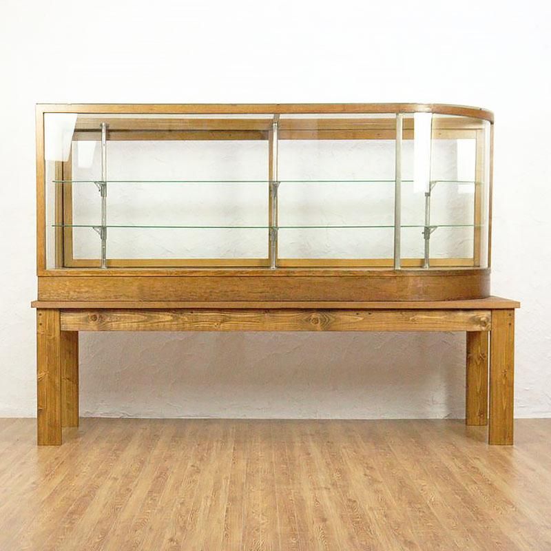 Rガラスショーケース（新調した台付き） - ブルーパロット京都